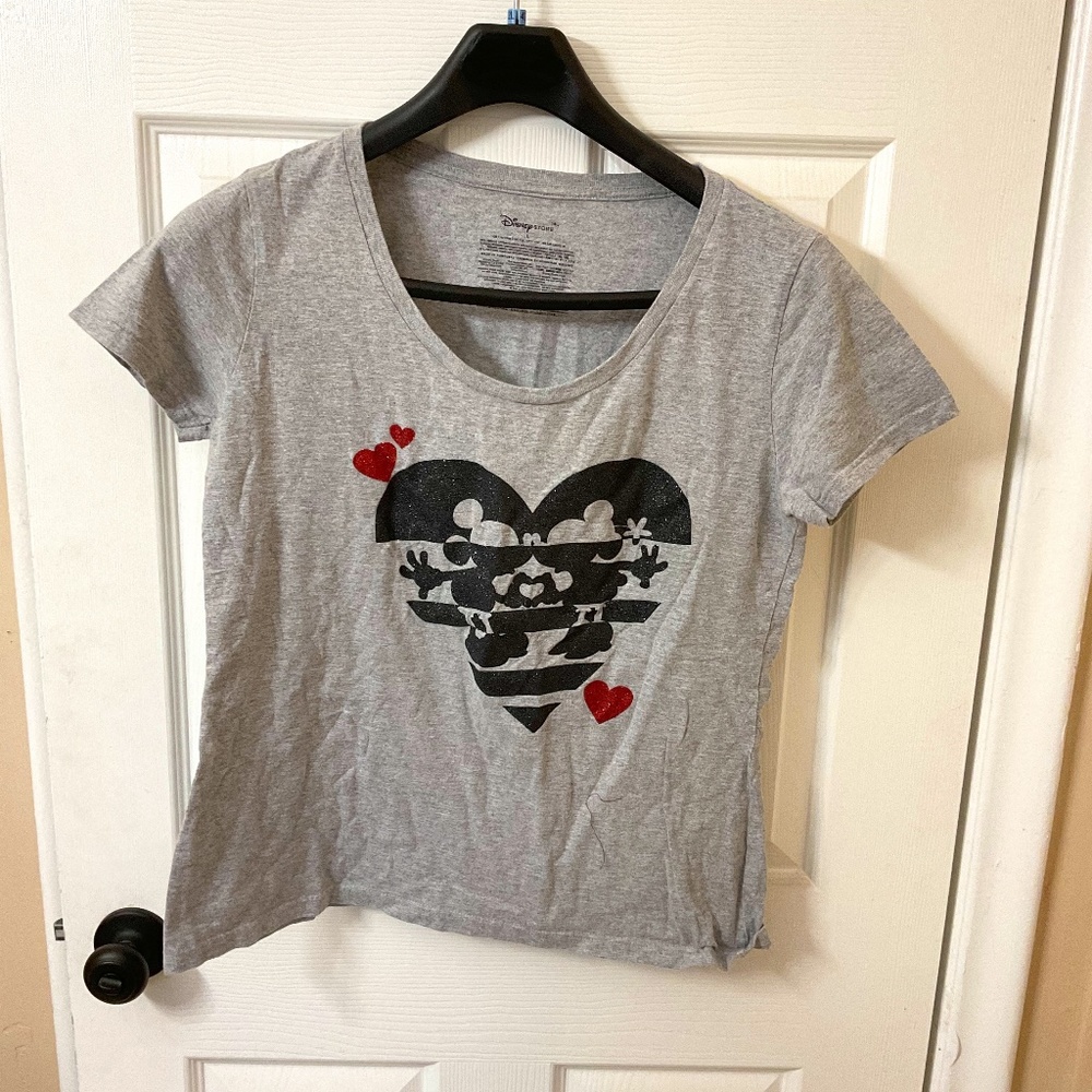 Heart Silhouette Women’s Tee